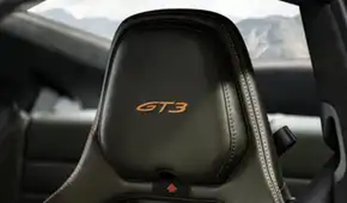 2026 Porsche 911 GT3 Bergsport Interior 7