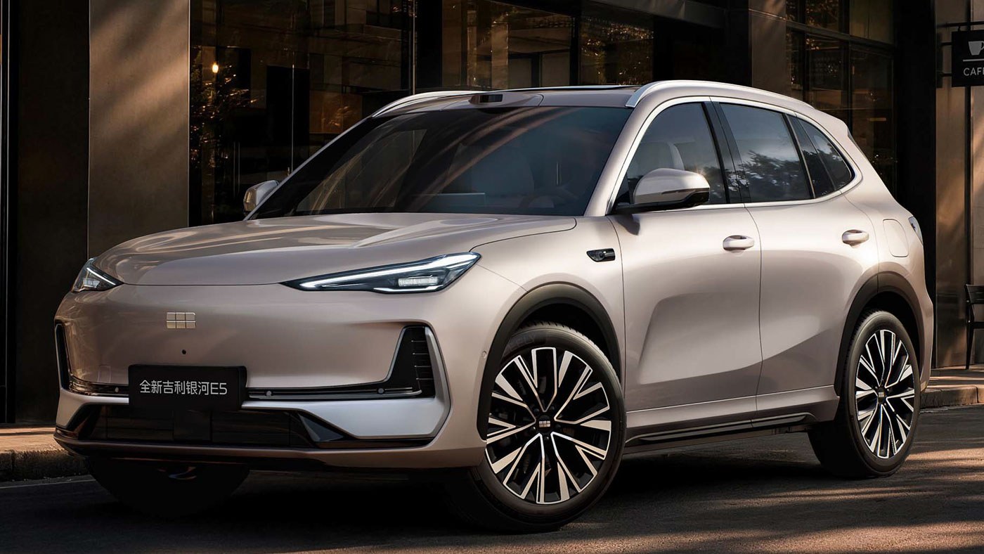 Geely Galaxy E5, Çin'de 333 Beygirlik Arka Tekerlek Çekmeli Versiyonla Yeniden Piyasaya Çıkıyor
