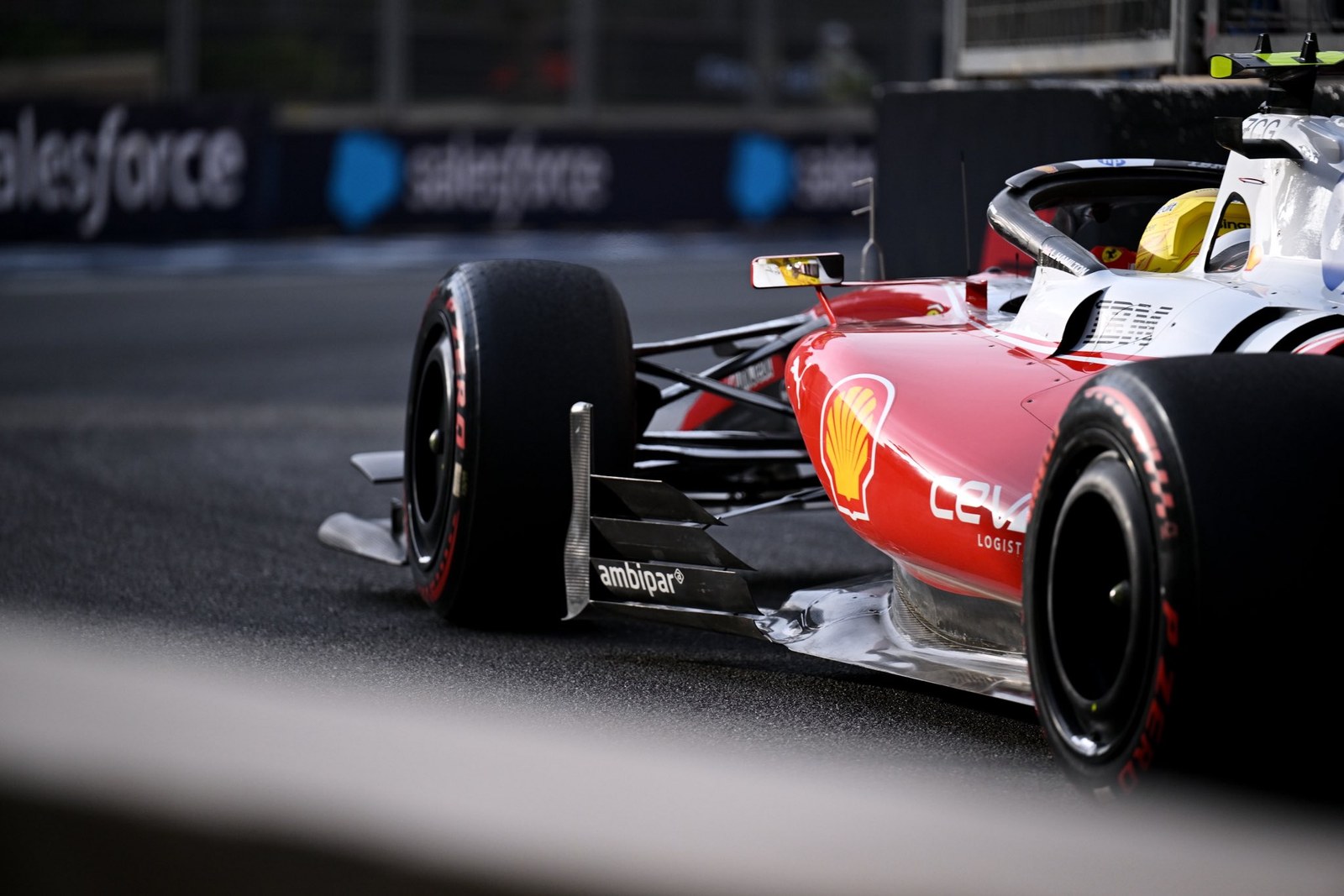 Azerbaycan Grand Prix'nde Son Pratikte Verstappen Lider Oldu, Russell ve Hamilton'ı Geride Bıraktı