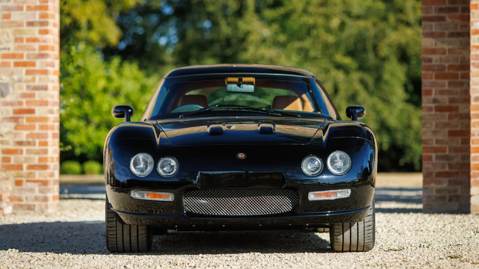 007-bristol-fighter-front