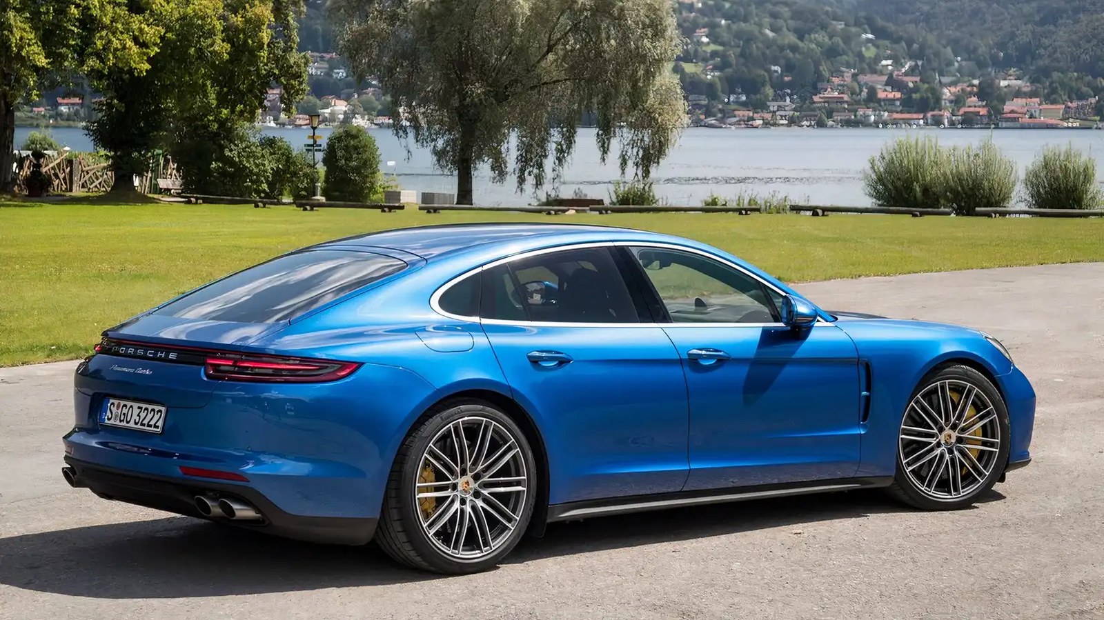 2019 Porsche Panamera