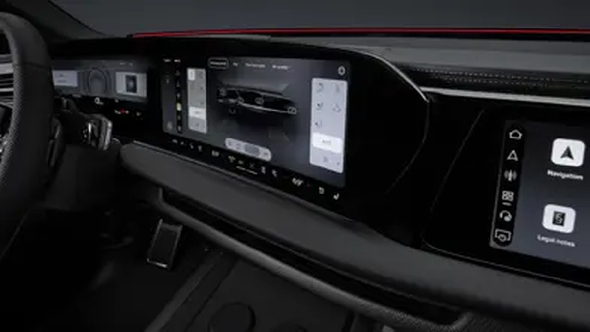 Volvo adds connected hazard alerts to EX60, EX90 and ES90