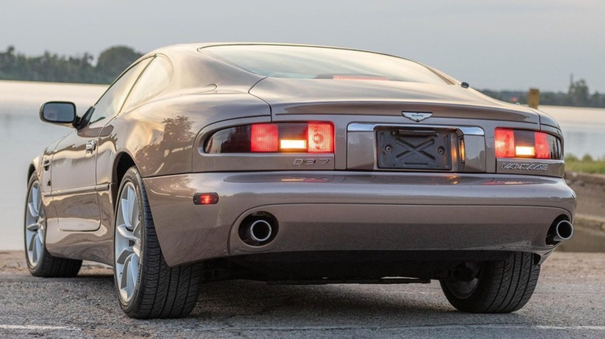 2001 Aston Martin DB7 Vantage For Sale Has 42K Miles, A V12, A 6-Speed, And A Color That Belongs To Lexus