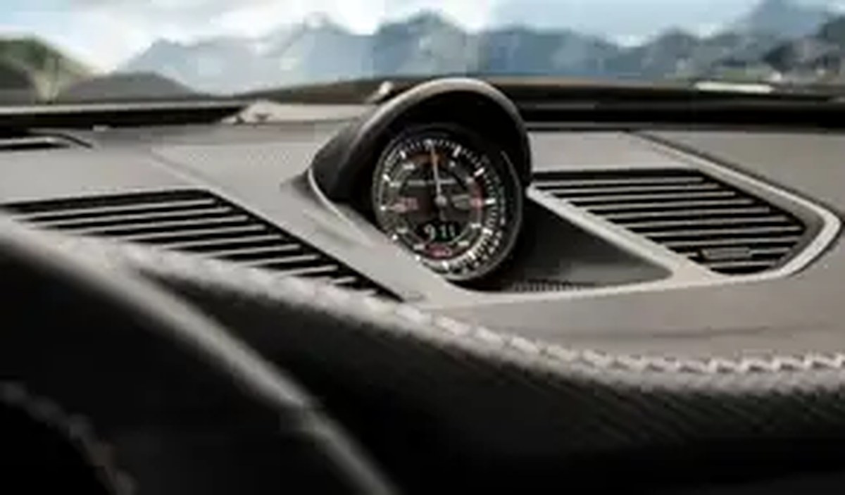 2026 Porsche 911 GT3 Bergsport Interior 6