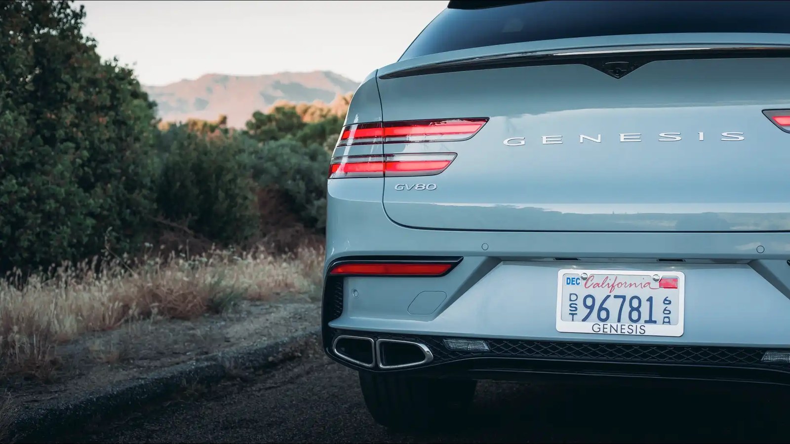 2026 Genesis GV80-2-6
