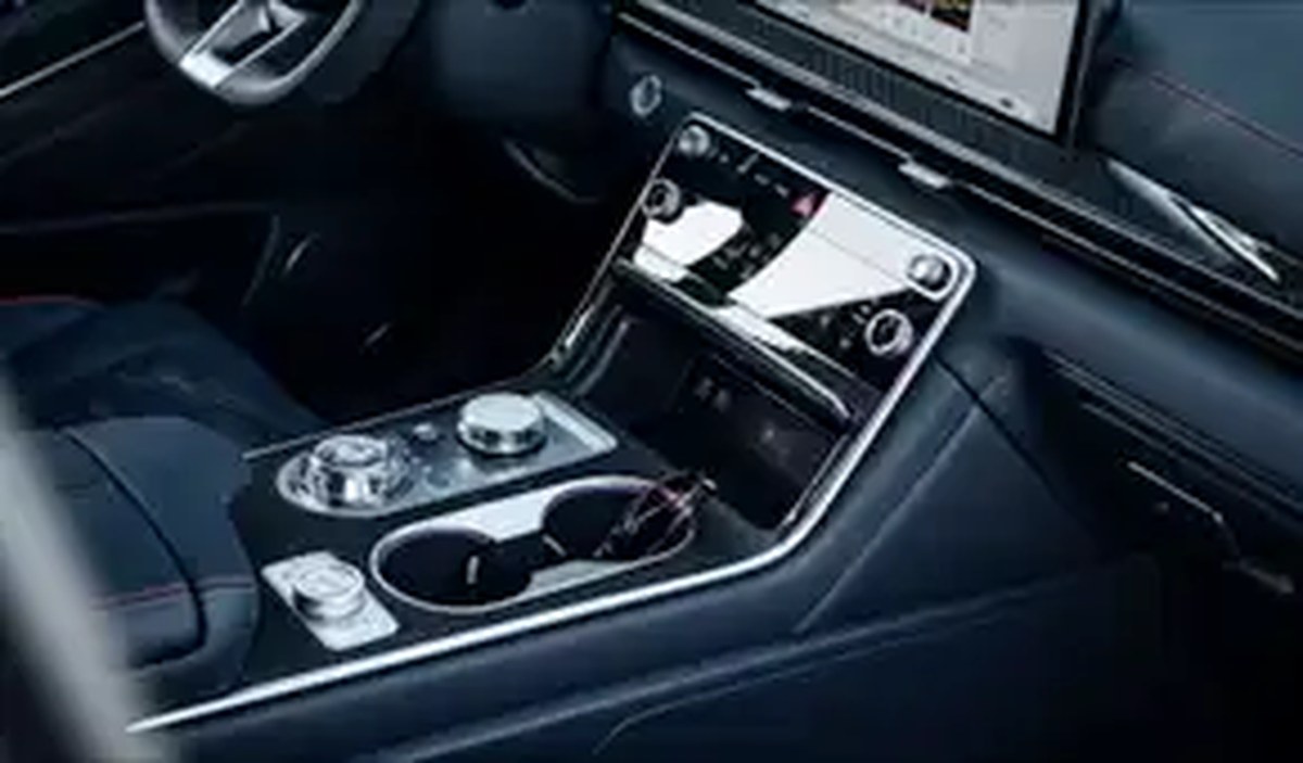 2026 Genesis GV80-6363