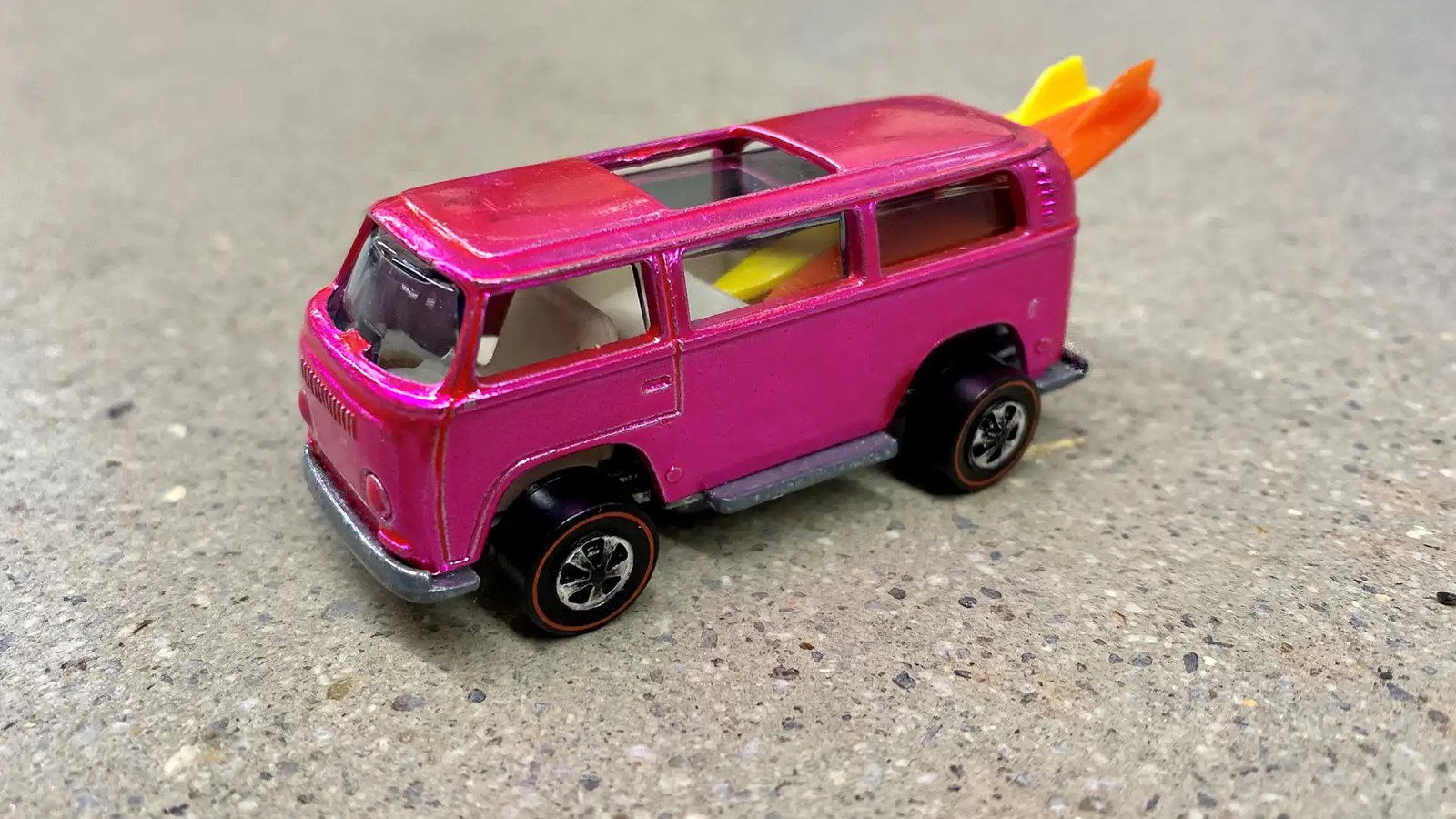 1969 Pink Rear-Loader Beach Bomb front 3/4 top down