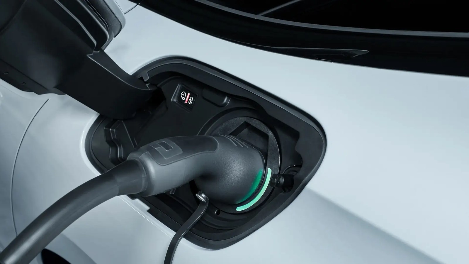 NSW Government pledges $16.5 million for new kerbside EV chargers