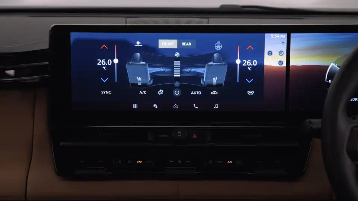 2027 Mitsubishi Pajero