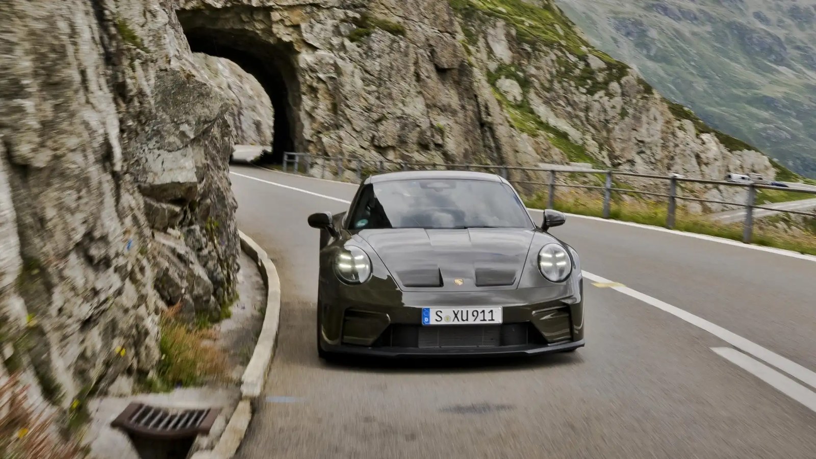 2026 Porsche 911 GT3 Bergsport Exterior 8