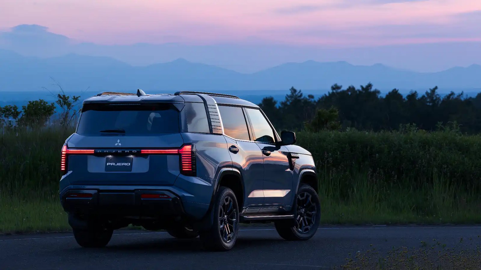 2027 Mitusbishi Pajero