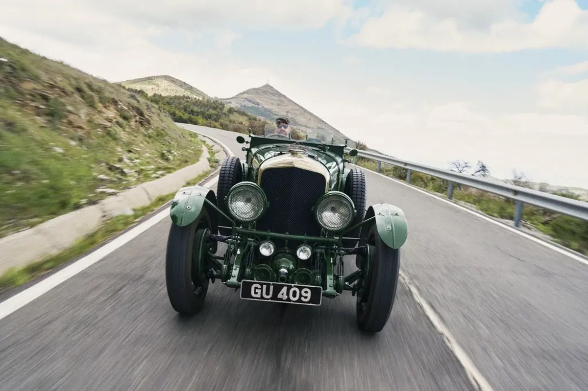 Bentley Torcal: Rekor Güç ve Hız Performansı Vaadi