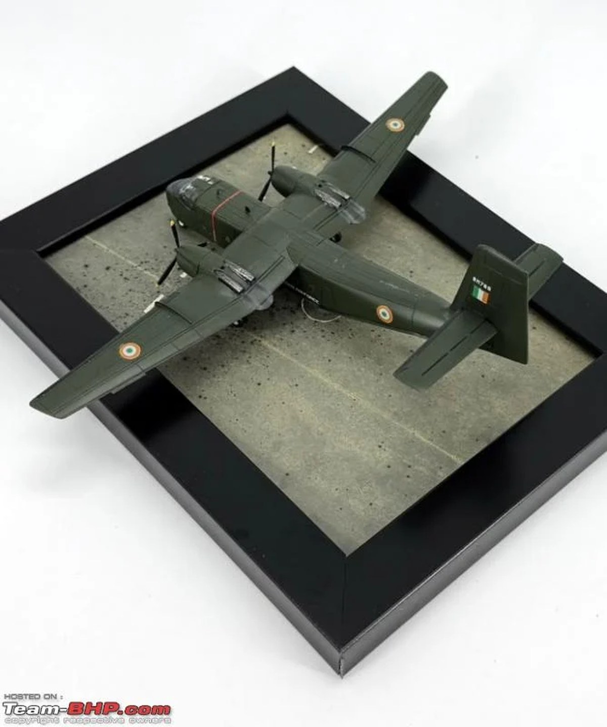 Bir Modelci Elinde Yaşayan DHC-4 Caribou: Kısa Mesafe Uçuşunun Efsanevi İndisi ve Hindistan Hava Kuv