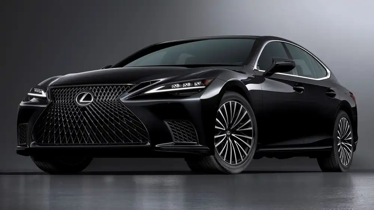 2026 Lexus LS 500 Heritage Edition