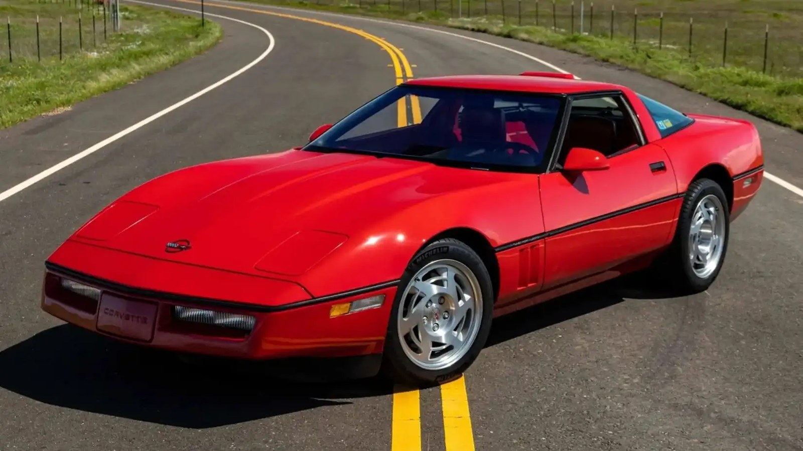 1990 Chevrolet Corvette ZR-1 C4