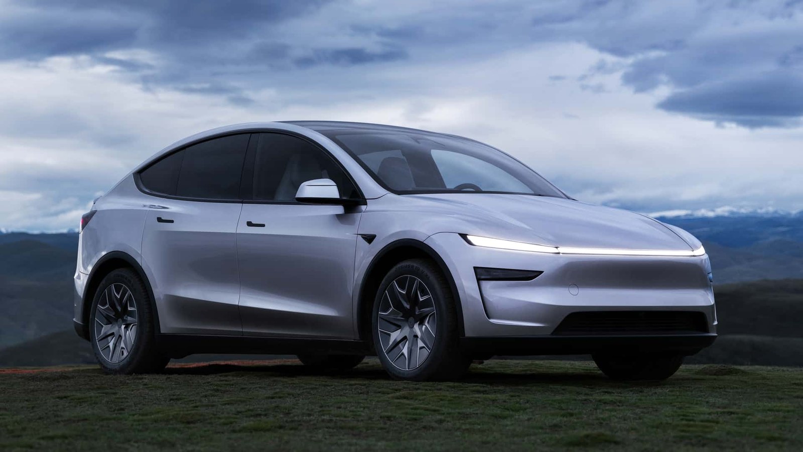 Tesla Got Its Model Y L Range Wrong, EPA Gives It More Miles
