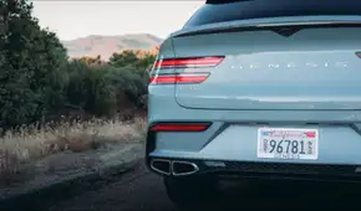 2026 Genesis GV80-2-6