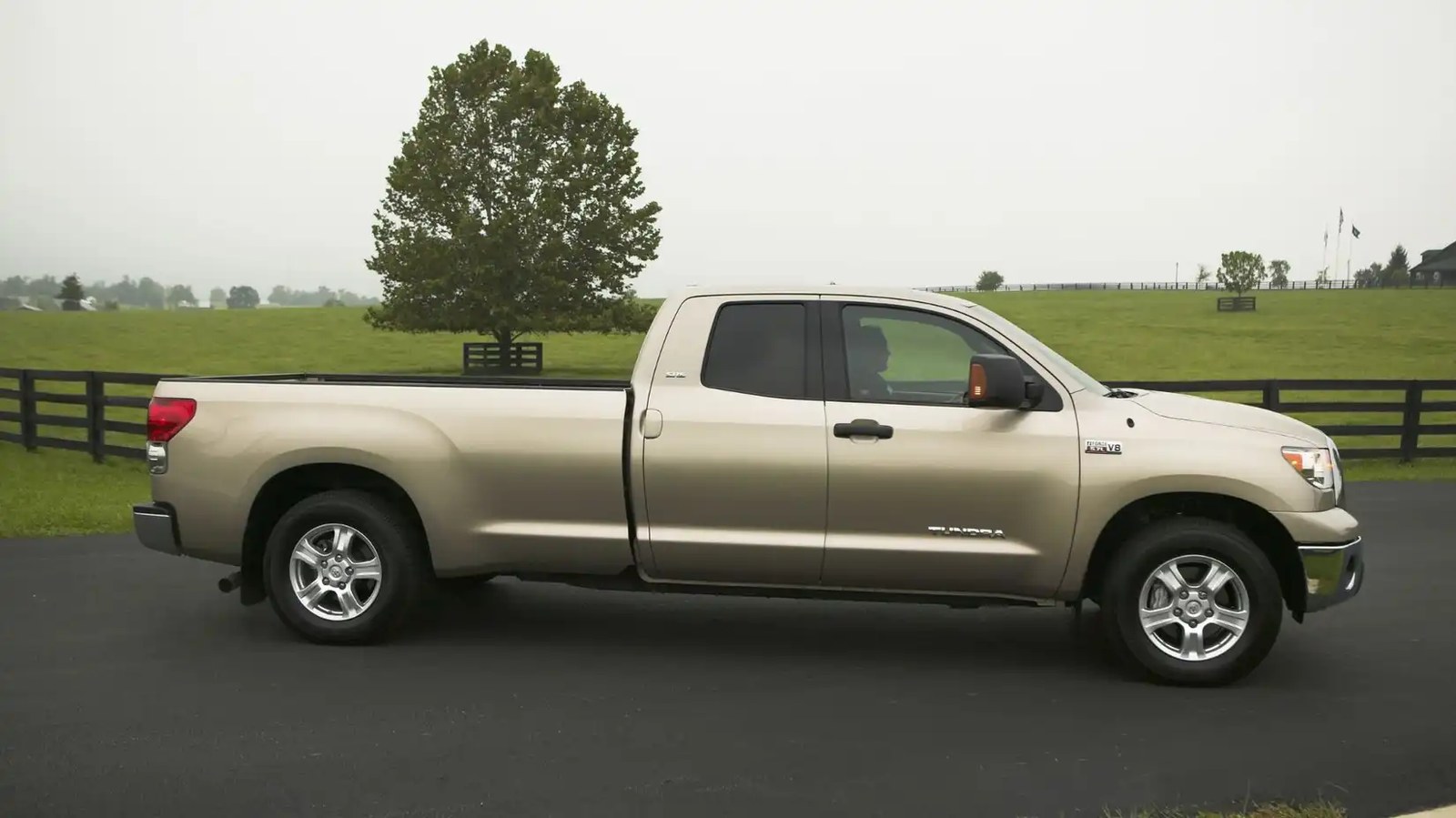 2007-2009 Toyota Tundra Double Cab Side