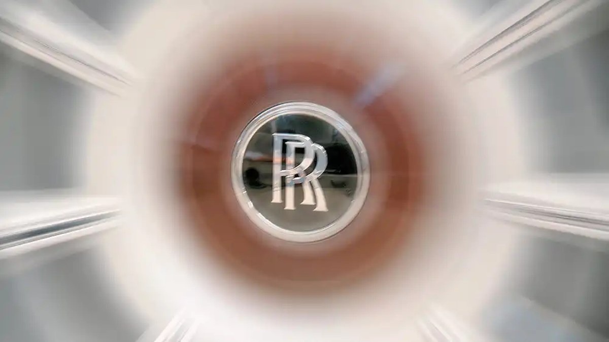 2004 Rolls-Royce Phantom floating center cap