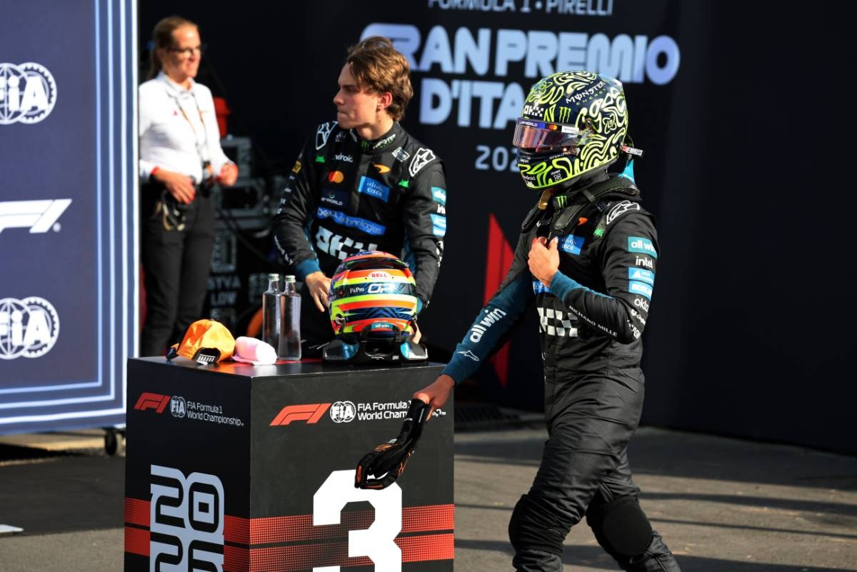 McLaren pilotları, Monza'daki rekabeti geride bıraktı