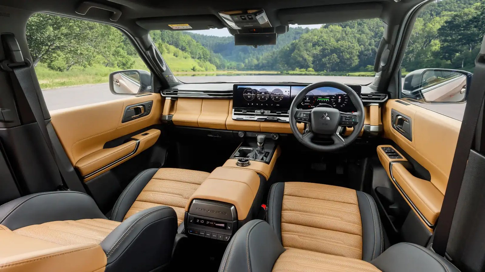 2027 Mitsubishi Pajero