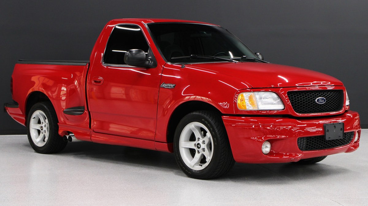 5,700-Mile 1999 Ford F-150 SVT Lightning For Sale Is The Supercharged (But Pricey) Work Truck Of Your Dreams