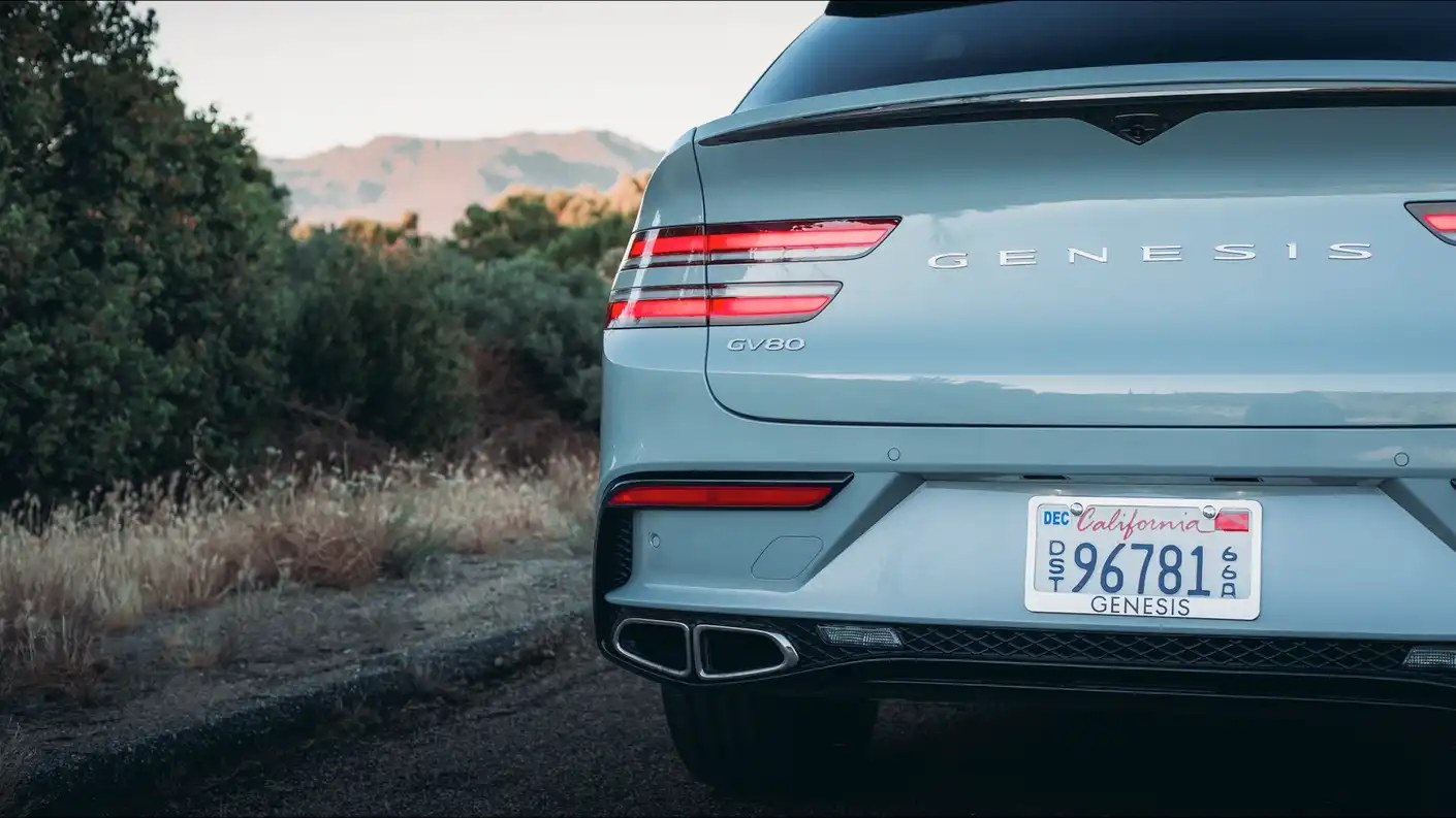 2026 Genesis GV80-2-6