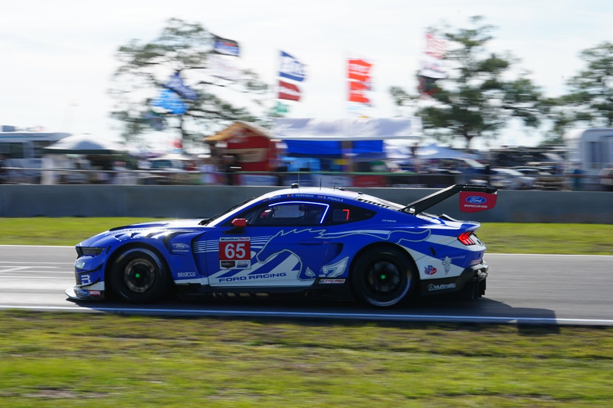 Ford Racing, 2027 Sezonu İçin Mevcut Pilot Kadrosunu Koruduğunu Açıkladı