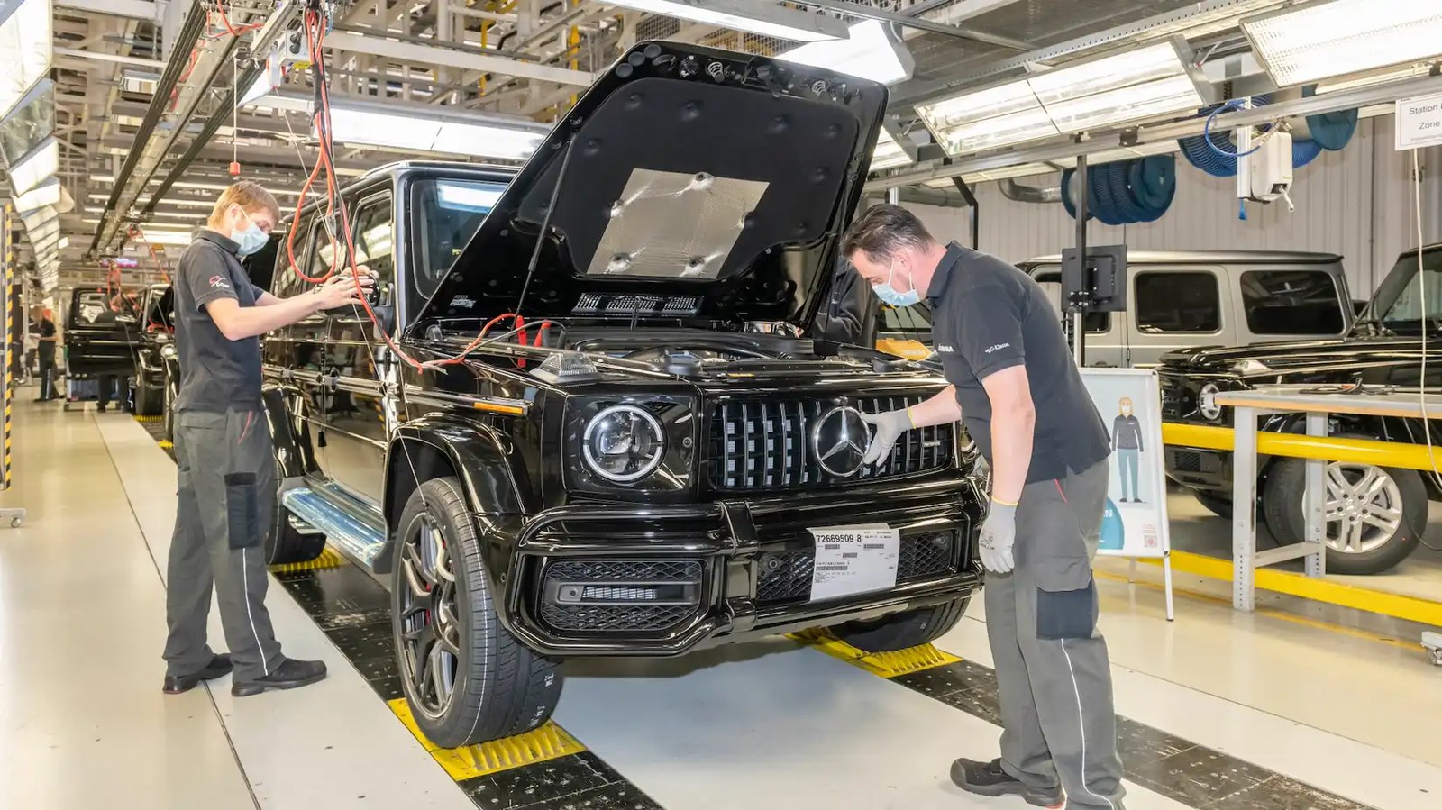 Mercedes-Benz G-Class Assembly
