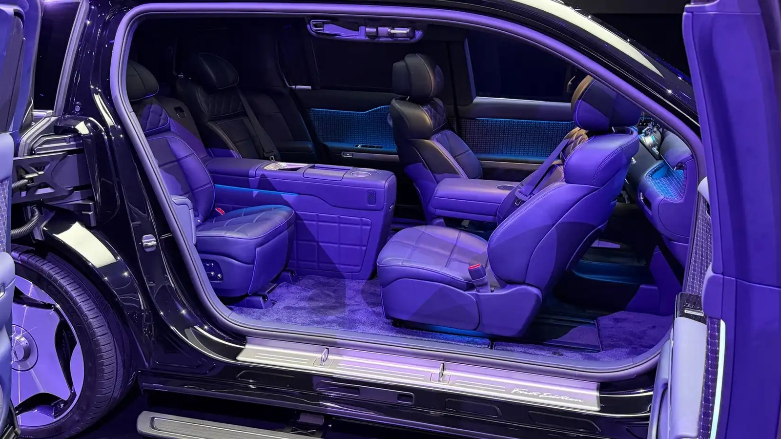 2027 Genesis GV90 Neolun First Edition In Person 23