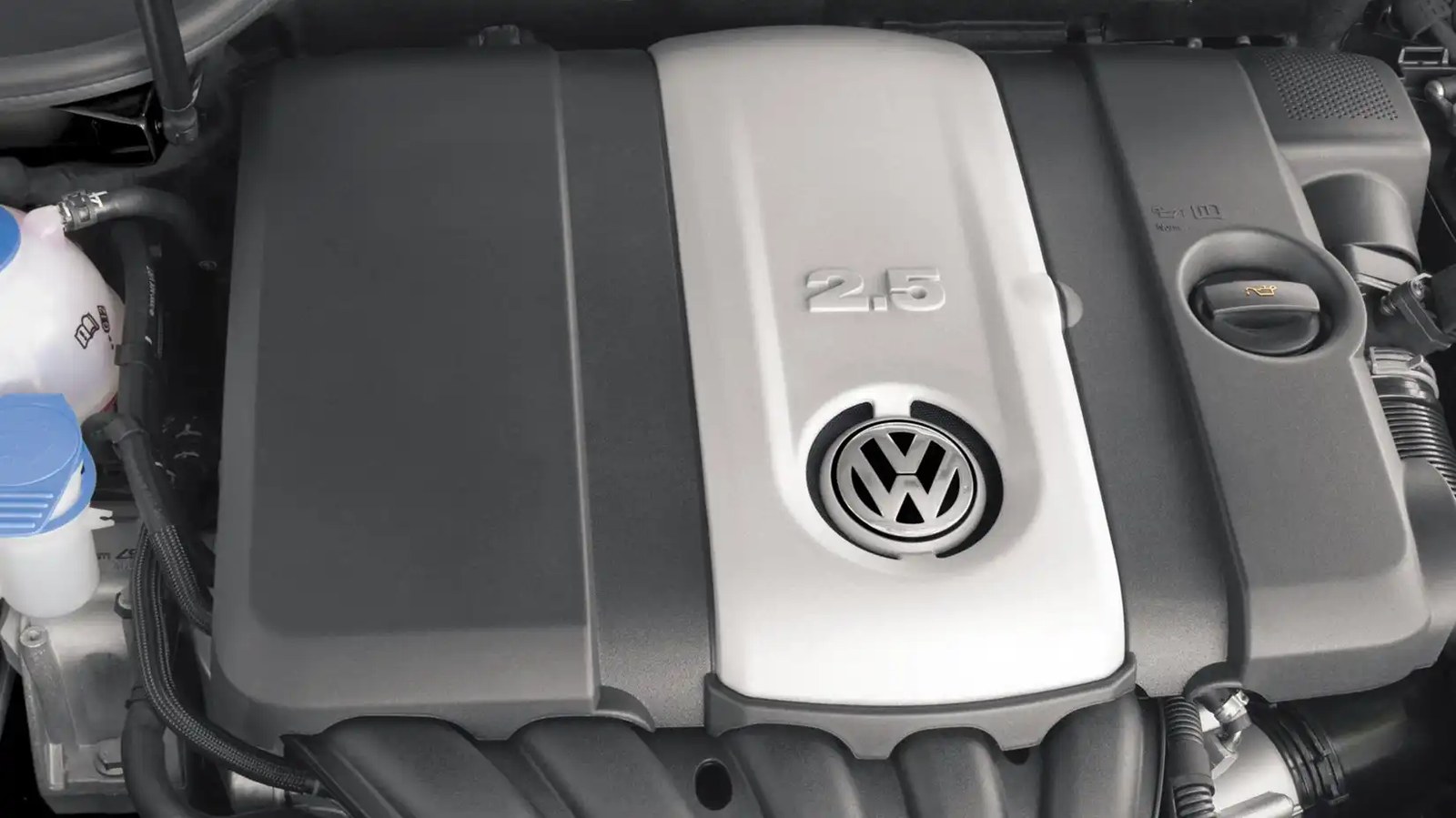 2006_volkswagen_rabbit_engine