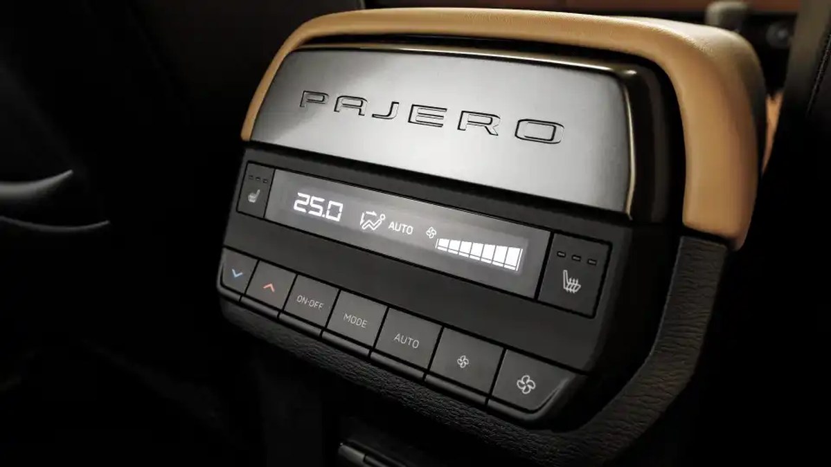 2027 Mitusbishi Pajero