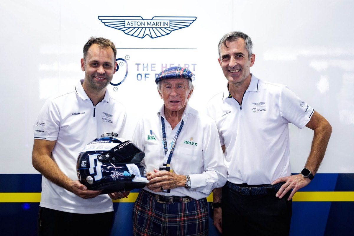 Fuji 6 Saatlik Yarış Podyumunda Sir Jackie Stewart ile Jacky Ickx'in Duygusal Buluşması ve Takımları