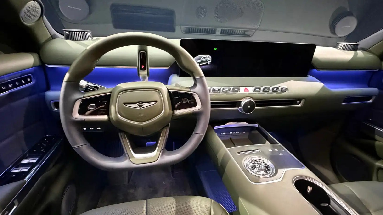 2027 Genesis GV90 In Person 6