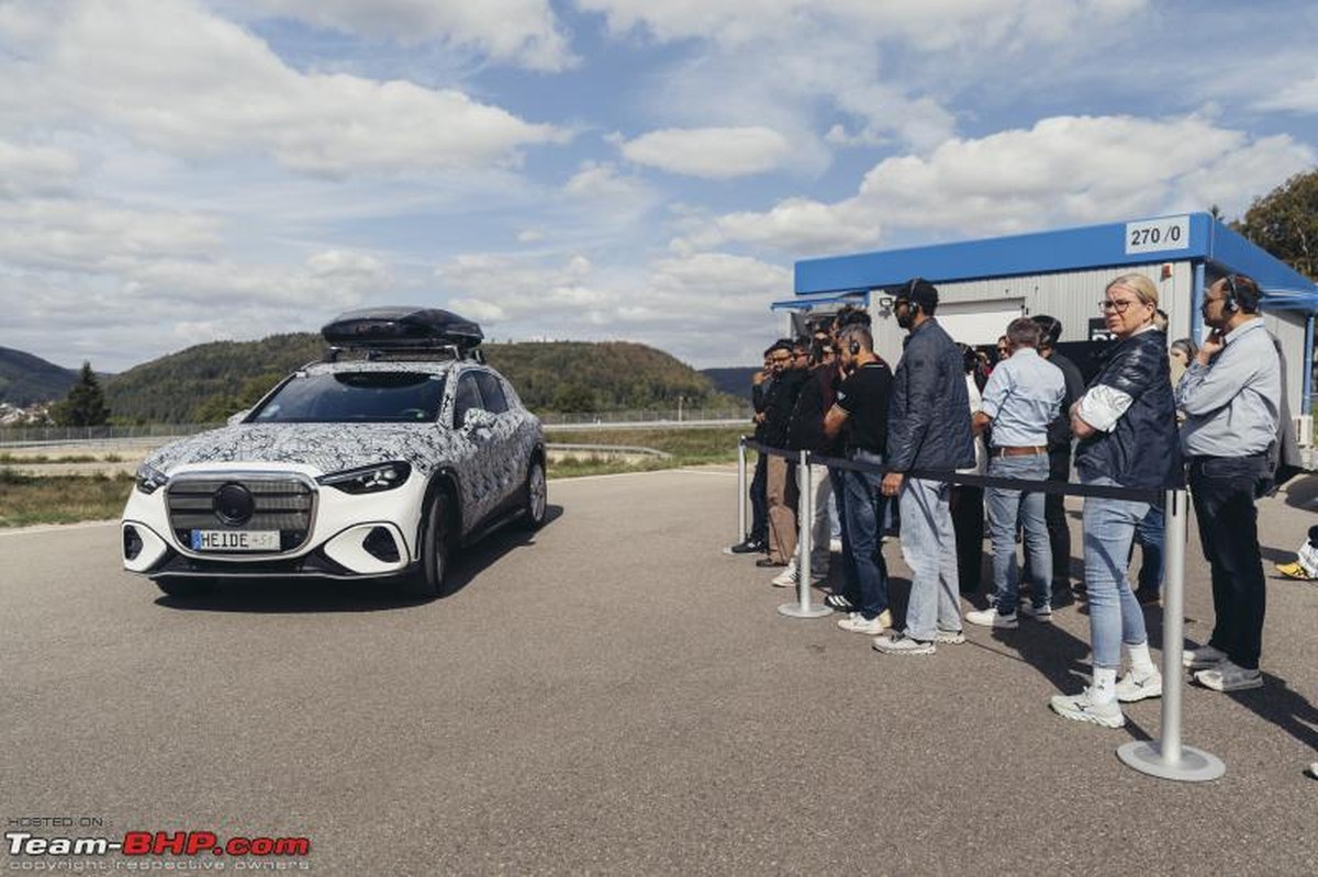Mercedes-Benz, Stuttgart'daki Fabrika 56 ve Immendingen Test Tesisini Tanıttı