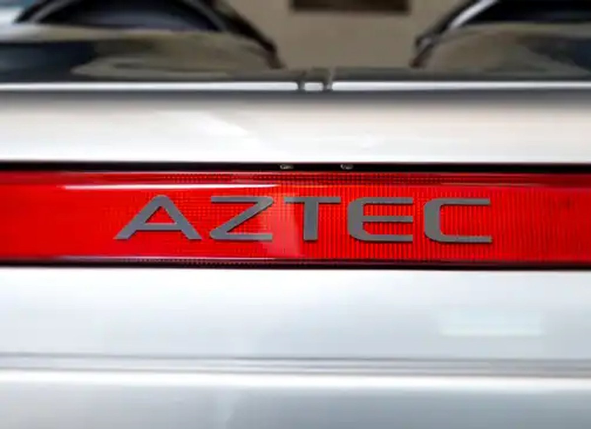 In Ferrari's Dream World, Every Car Would Have Two Steering Wheels