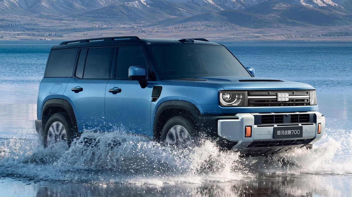 The Chinese Off-Roader With A Waterproof Engine Also Has Propellers And Sonar For Emergency Water Travel