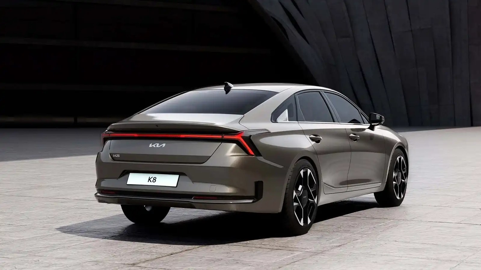 The back of the 2025 Kia K8