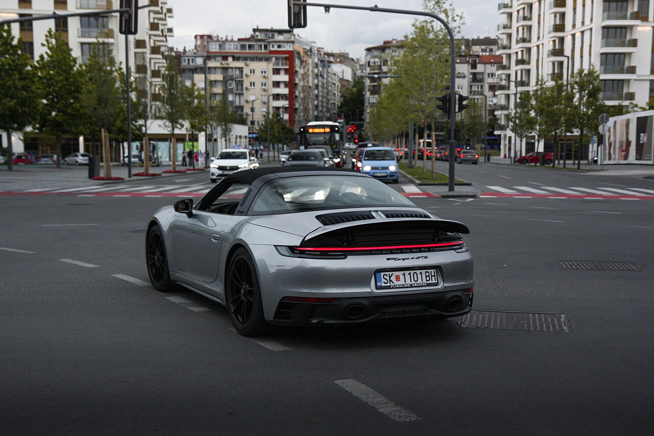 Porsche 911 GT3 RS 992 2024