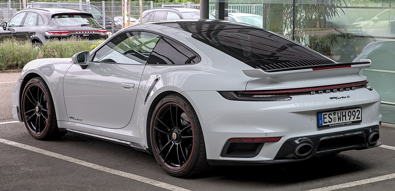Porsche 911 GT3 RS 992 2024