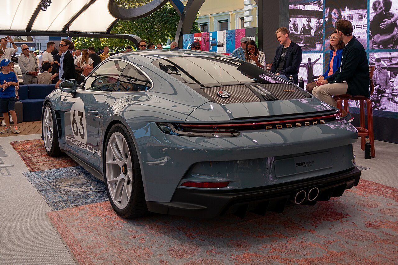 Porsche 911 GT3 RS 992 2024