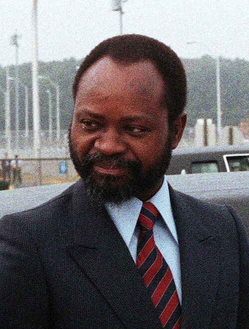 Mozambik Halk Cumhuriyeti'nin ilk devlet başkanı Samora Machel
