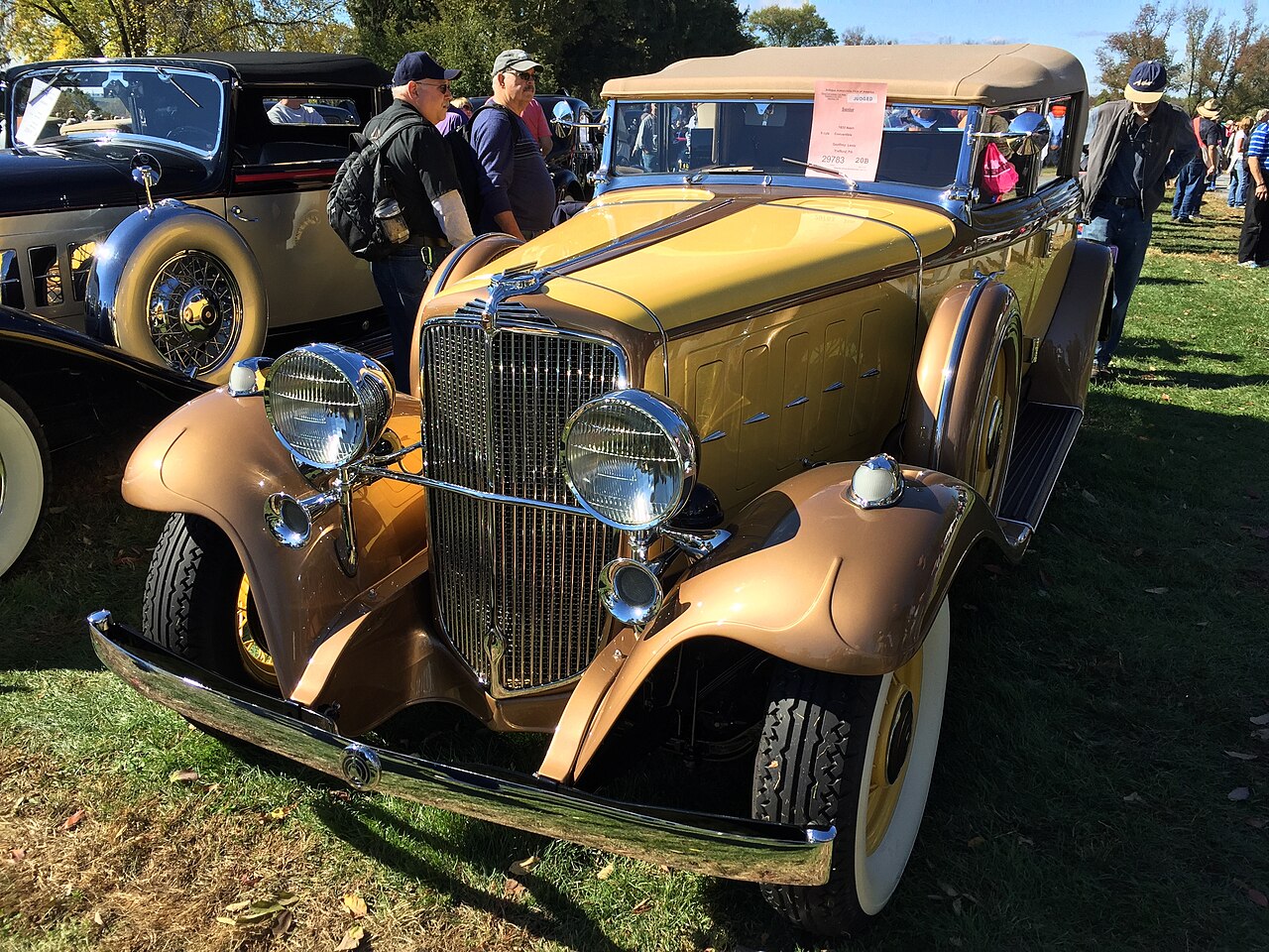 A 1932 Nash Advanced Eight, considered a full classic car[7]