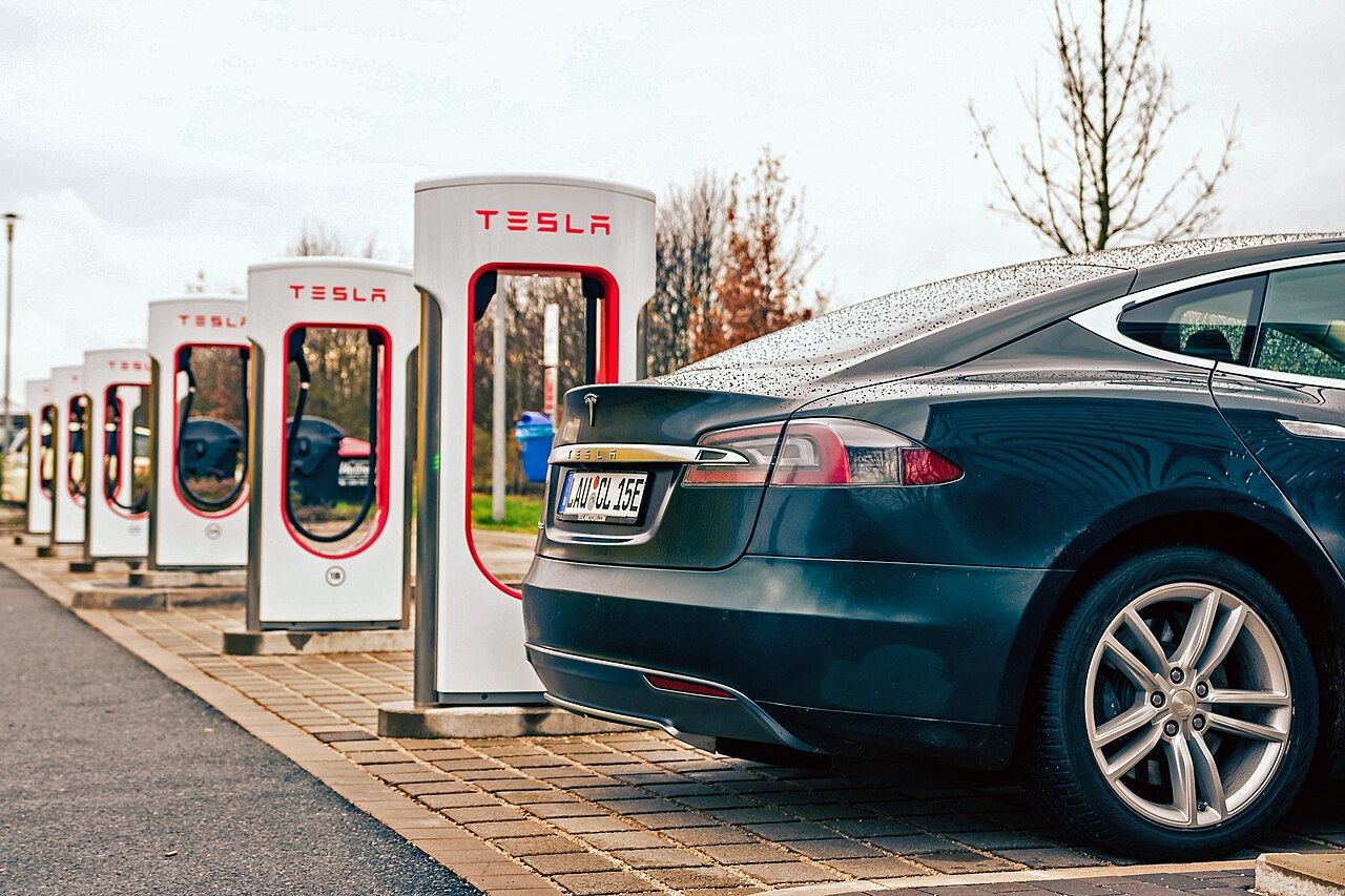 Model S charging at a Tesla station cropped