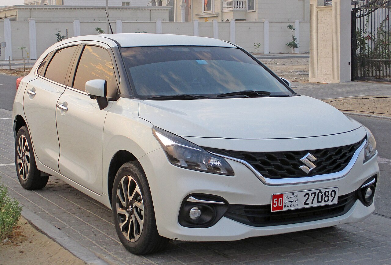 Suzuki Baleno GLX UAE 01 (cropped)