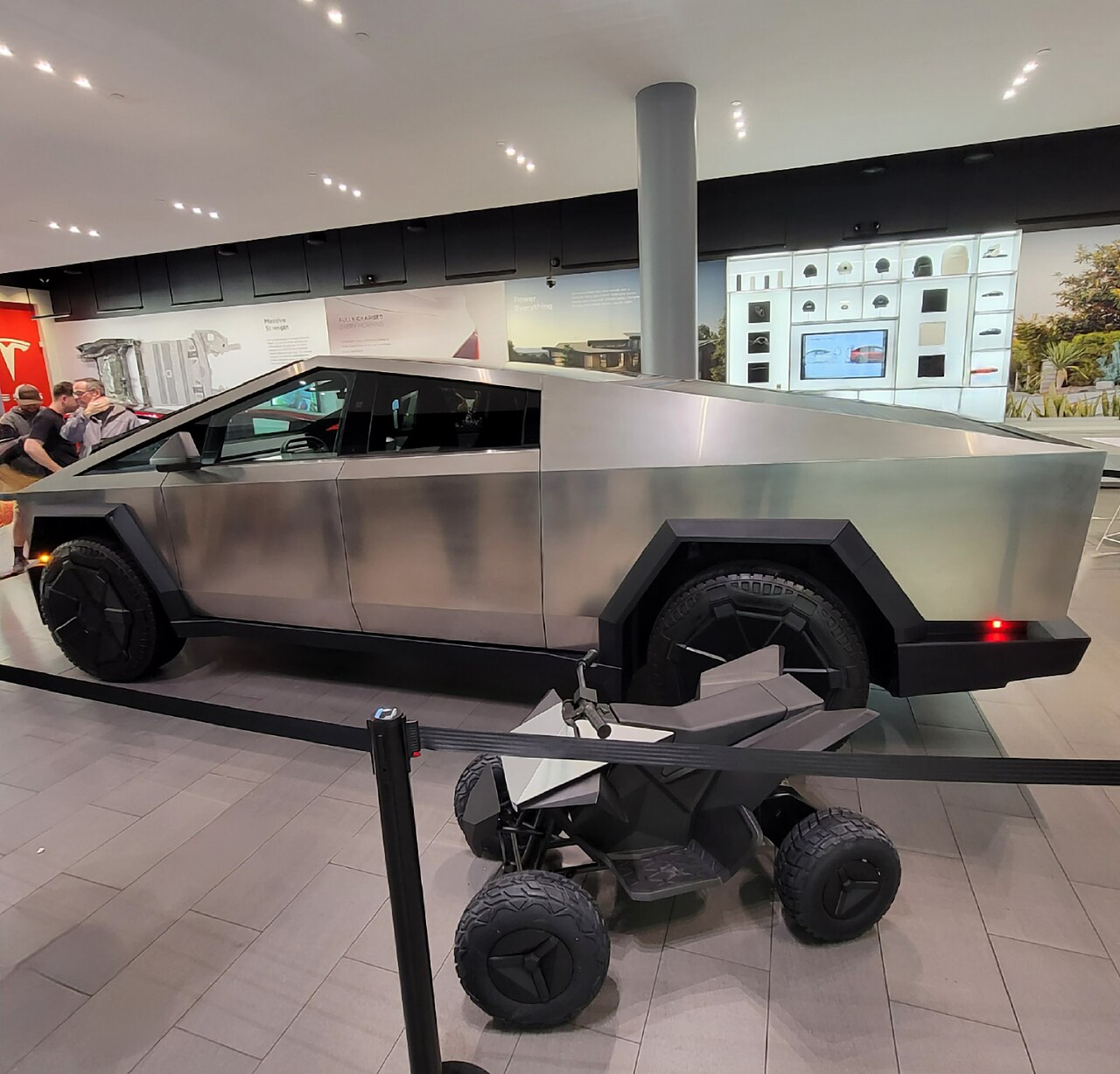 Tesla Cybertruck 2024