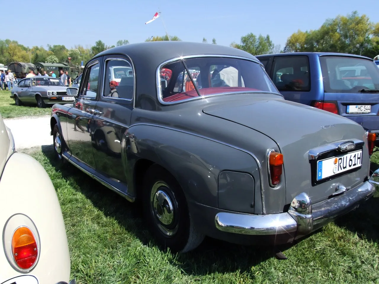 Rover P4