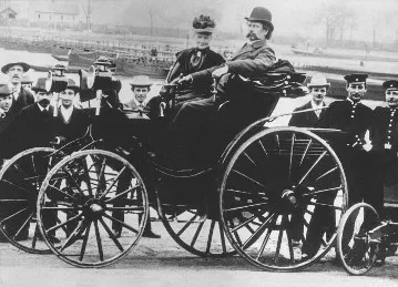 Benz Viktoria ailesinden dönem fotoğrafı