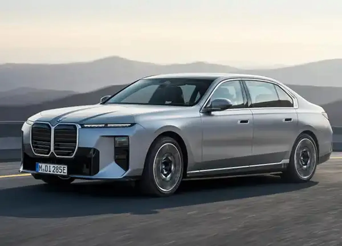 2027 BMW i7 Exterior 10