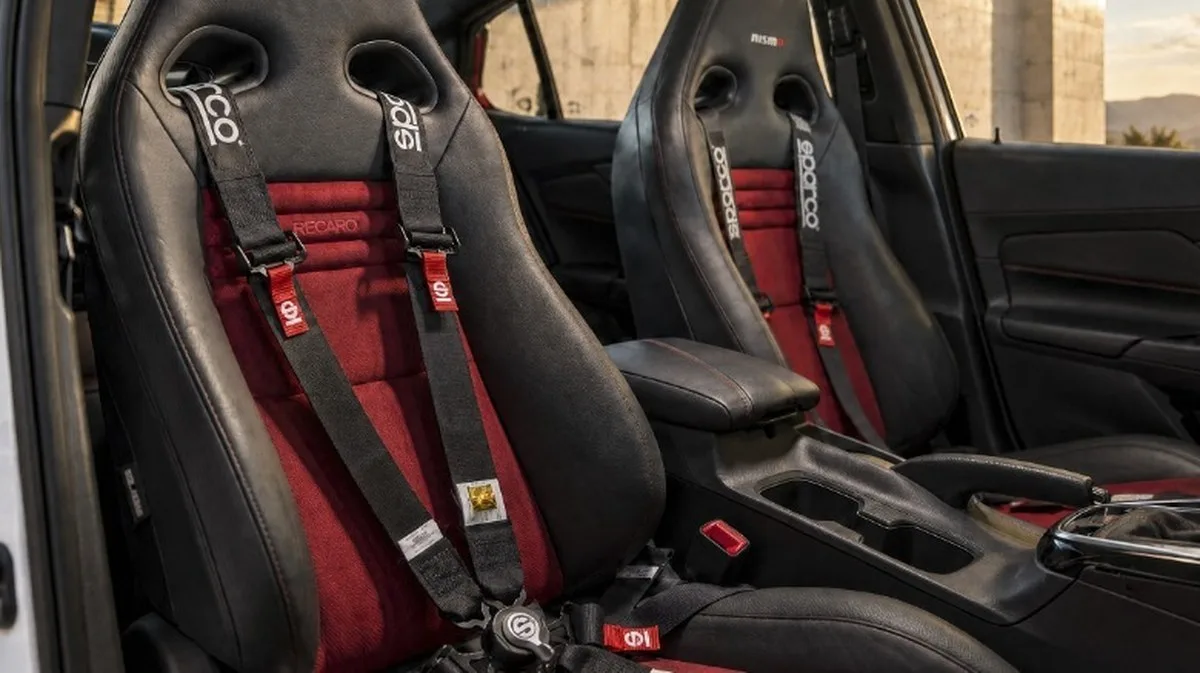 Nissan'ın SEMA Sentra Spec-V'si: Marka Küçük Araç Performansına Hâlâ Önem Veriyor